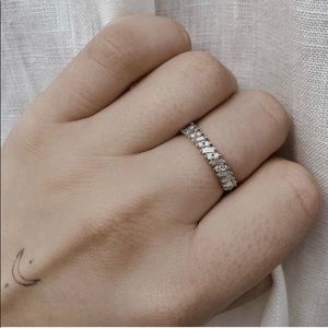 Brand new baguette diamond white gold band